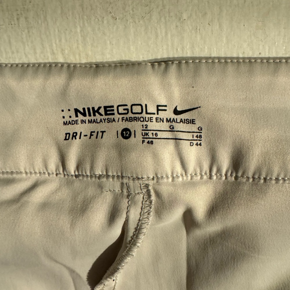 nike golf/tennis skort - Picture 4 of 5